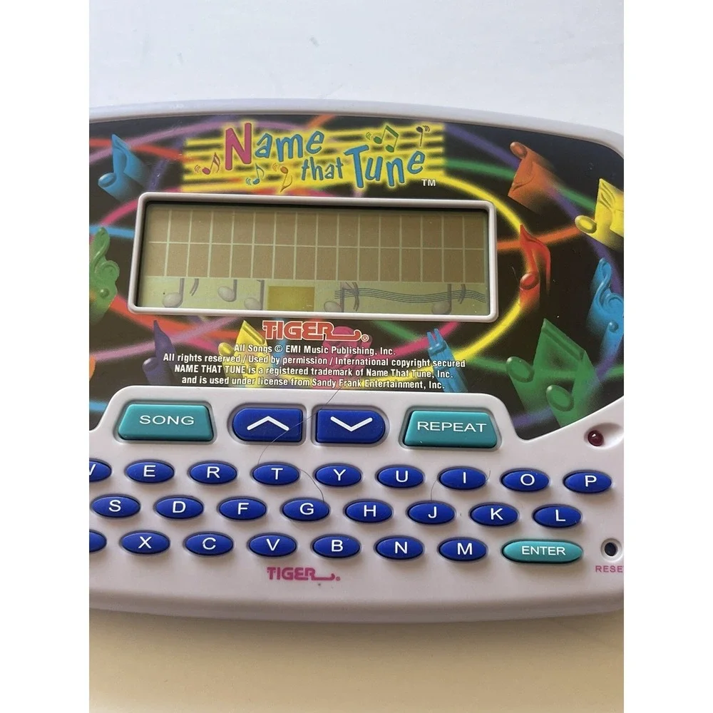 Vintage Game Name that Tune 80s 90s Retro Tiger Hand Held Game Works